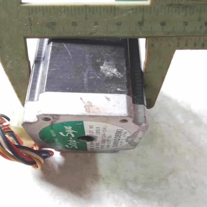 stepping motor nema 23.sanyo denki 3.25A