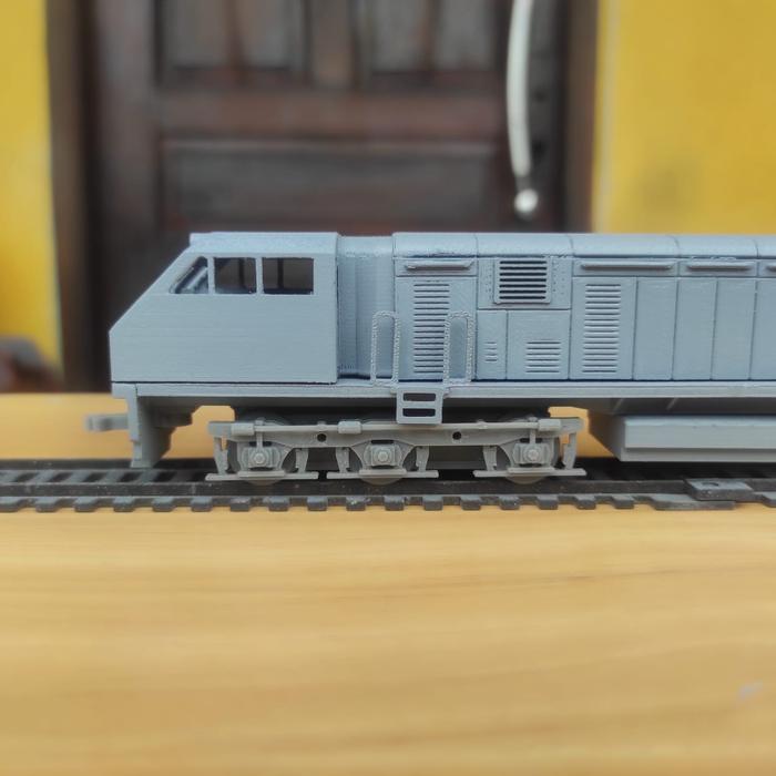 MINIATUR KERETA API LOKOMOTIF CC203 UNPAINT