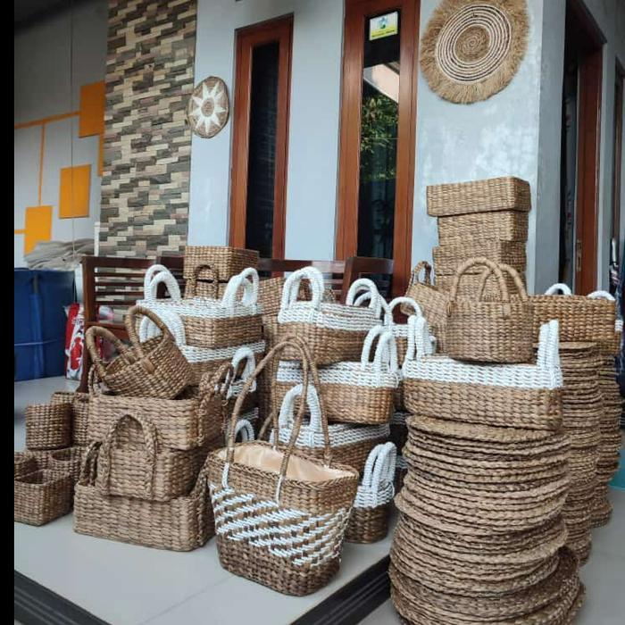 Tray Hampers Keranjang Box Eceng Enceng Gondok Anyaman Jogja Aesthetic Original