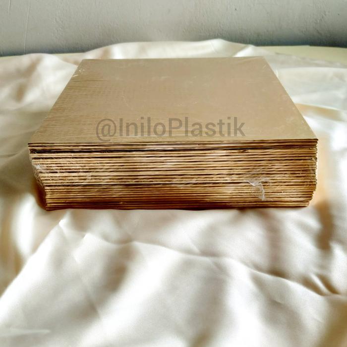 TATAKAN KUE / CAKE BOARD / ALAS KUE TART KOTAK 22CM