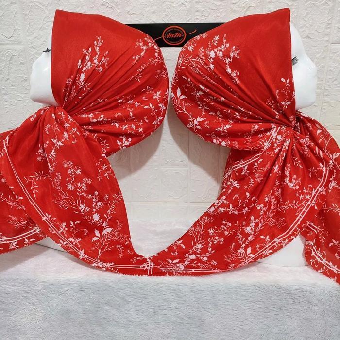 Hijab Segi Empat Voal Motif Folures Merah