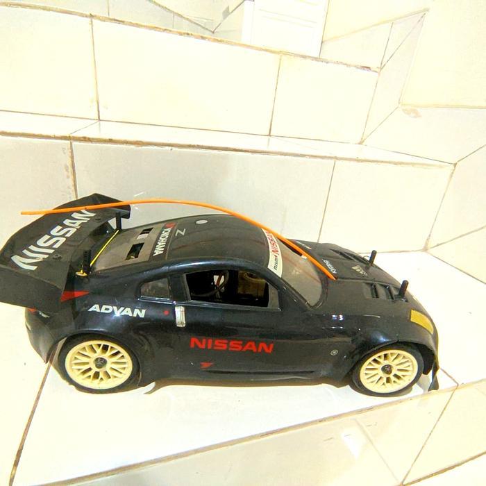 RC Kyosho Nissan 350z bensin