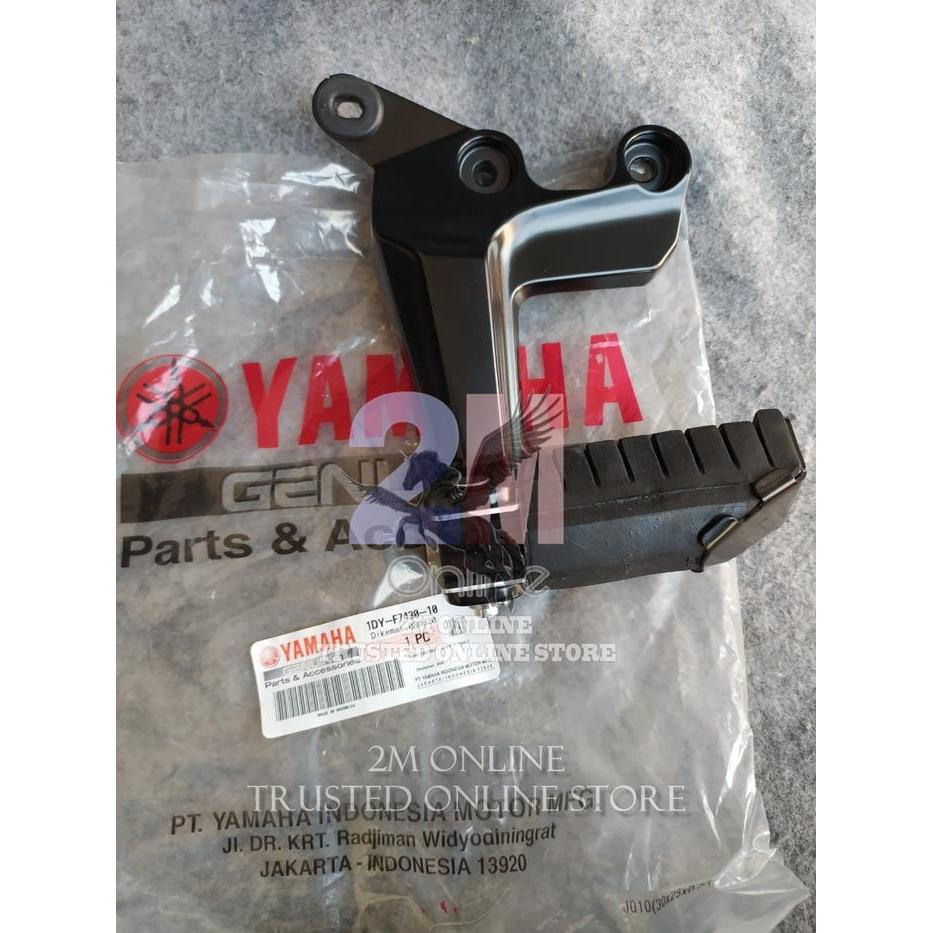 DUDUKAN FOOTSTEP JUPITER Z1 BELAKANG KIRI ORI YGP 1DY-F7430-10