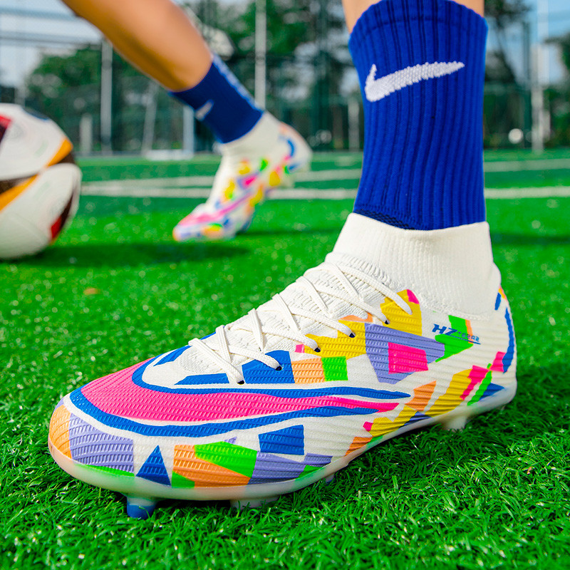 Soccer Shoes For Men Professional Ultralight Football Shoes Fast Original Football Shoes Society