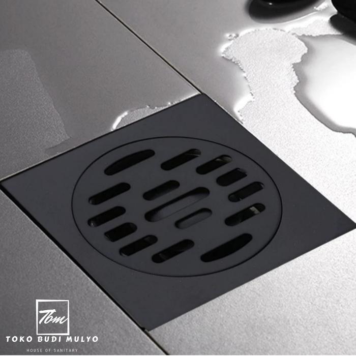 Floordrain Lantai Kamar Mandi Hitam