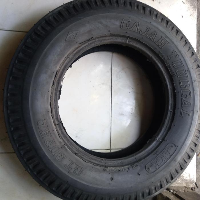 Ban Mobil Kanisir Kanisiran Vulkanisir Panas 700R14-14 700 R14 Ban Luar Mobil Ukuran 700-14 Kekuatan