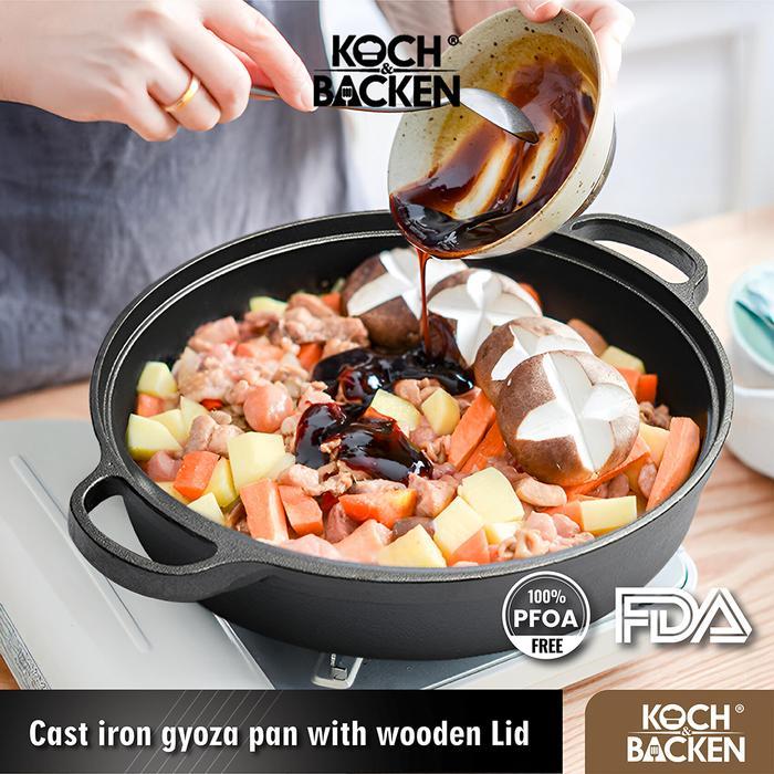 Cypruz Kitchenware - KOCH&BACKEN Cast Iron Gyoza Pan with Wooden Lid - Sukiyaki Hotpot
