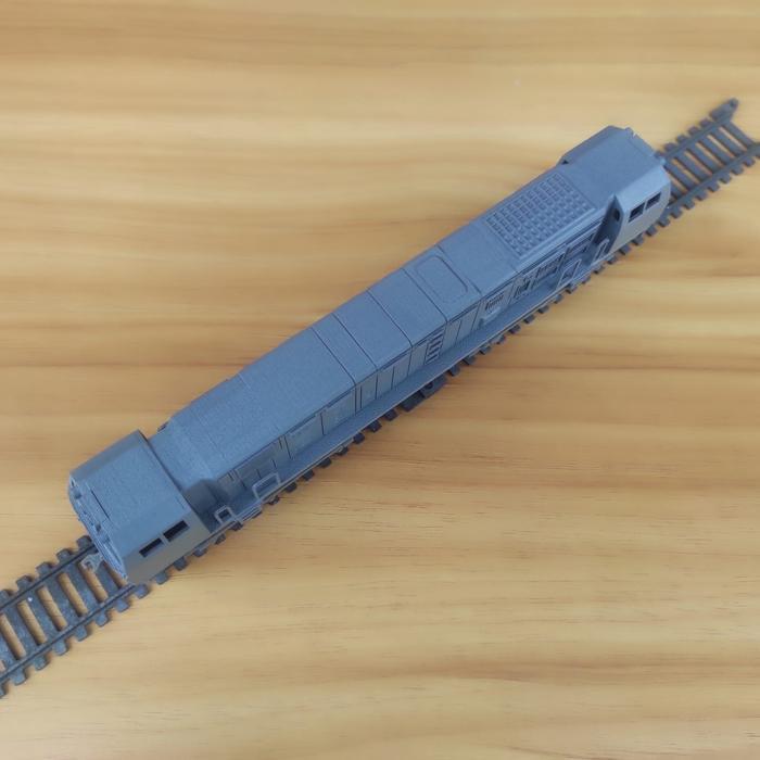 MINIATUR KERETA API LOKOMOTIF CC206 UNPAINT