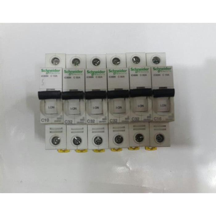 Ready Mcb 6A,10A,16A, 20A Tipe C60 1P Kepala Hitam Schneider