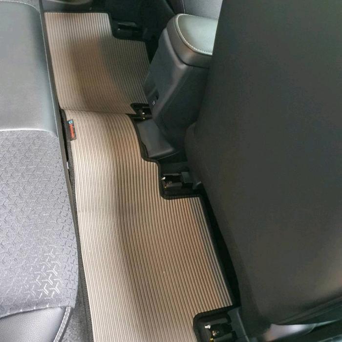 Karpet Daihatsu Rocky