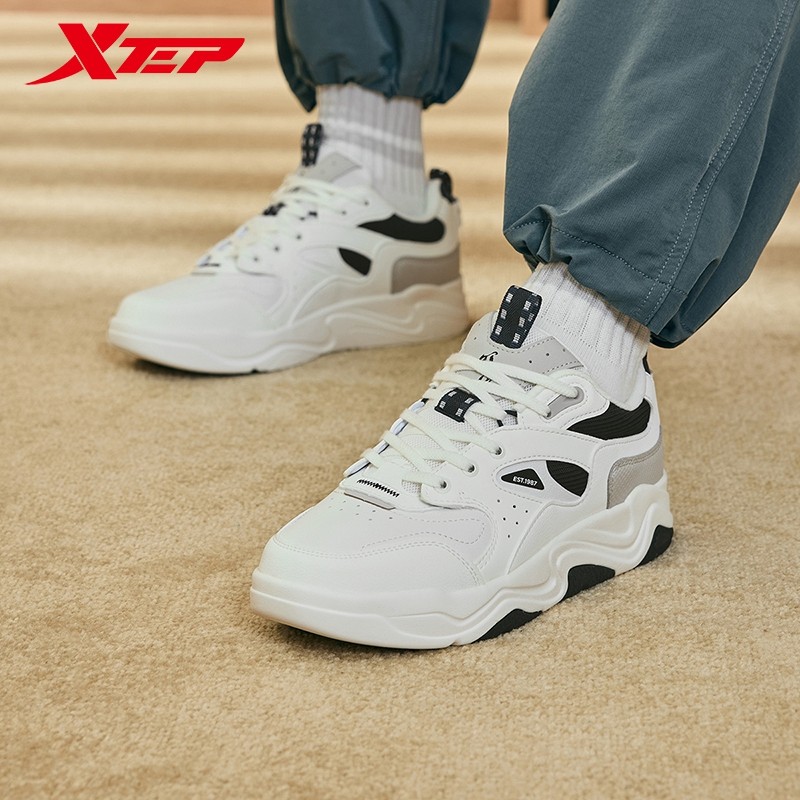 Xtep Undercurrent SkateboardingShoes For Men 2024 Winter Warm Fashion SkateShoes Comfortable