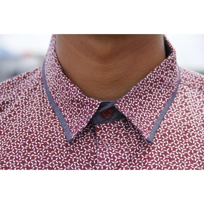 Kemeja Pria Lengan Pendek Maroon Motif Bunga Contempo 02