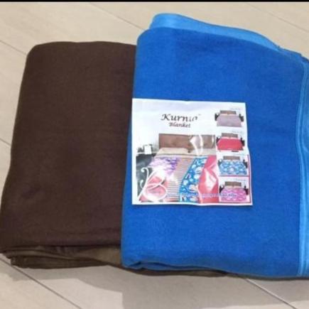 Selimut hotel polos/selimut flanel/selimut kurnia