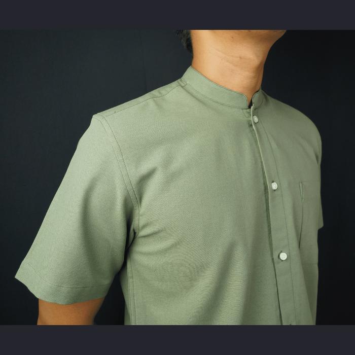 STANLEY ADAMS Kemeja Pria Shanghai Collar Lengan Pendek Varian Motif Shanghai Shirt Basic Fit Formal