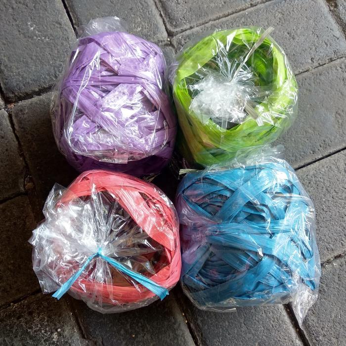 Tali rafia warna warni, tali rafia warna, tali rafia ukuran sedang