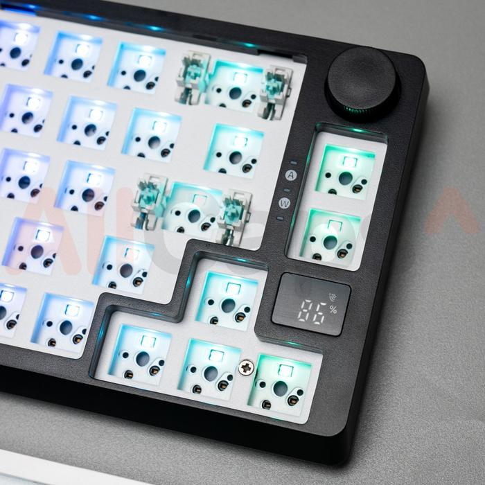 Produk Hits Dk67 - Wireless Barebone 65% Hotswappable Mechanical Keyboard