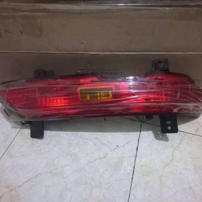 lampu bumper belakang wuling cortez