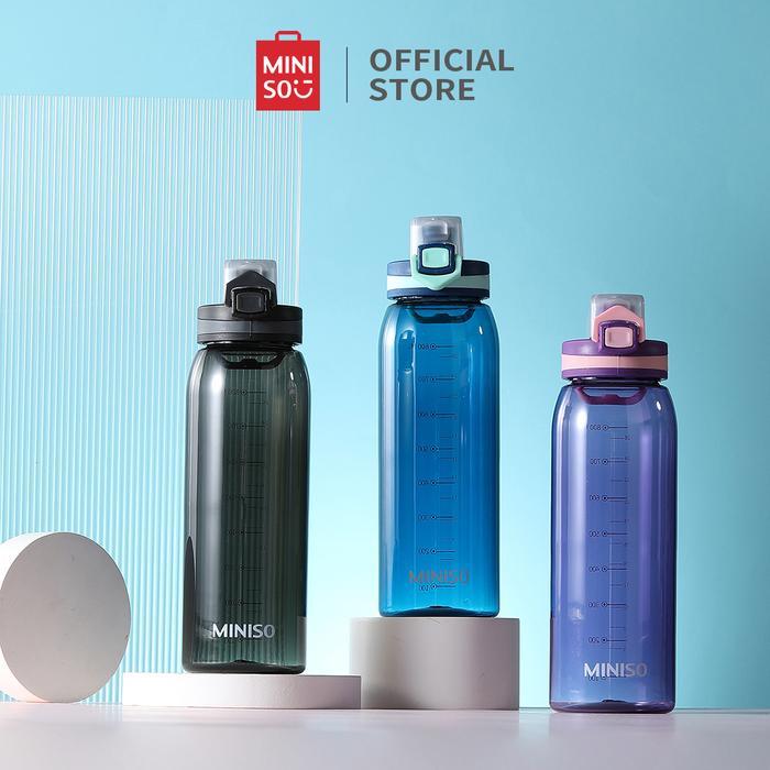 p99i- Miniso Botol Air Minum Plastik 900Ml Besar Olahraga Bottle Anti Bocor Sport Bottle