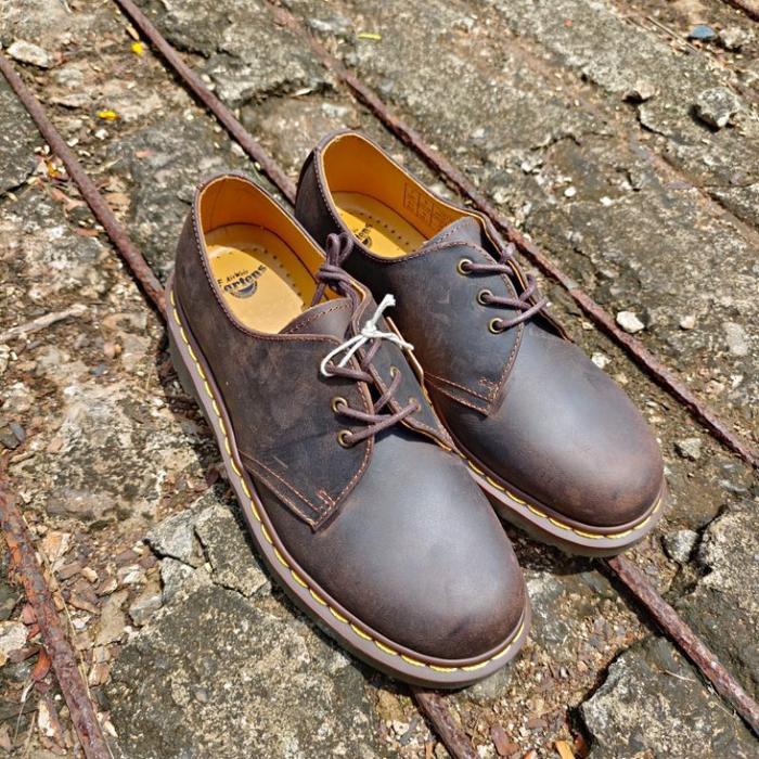 SEPATU BOOTS PRIA DOCMAR 1461 LOW GAUCHO COFFEE CRAZY HORSE LEATHER