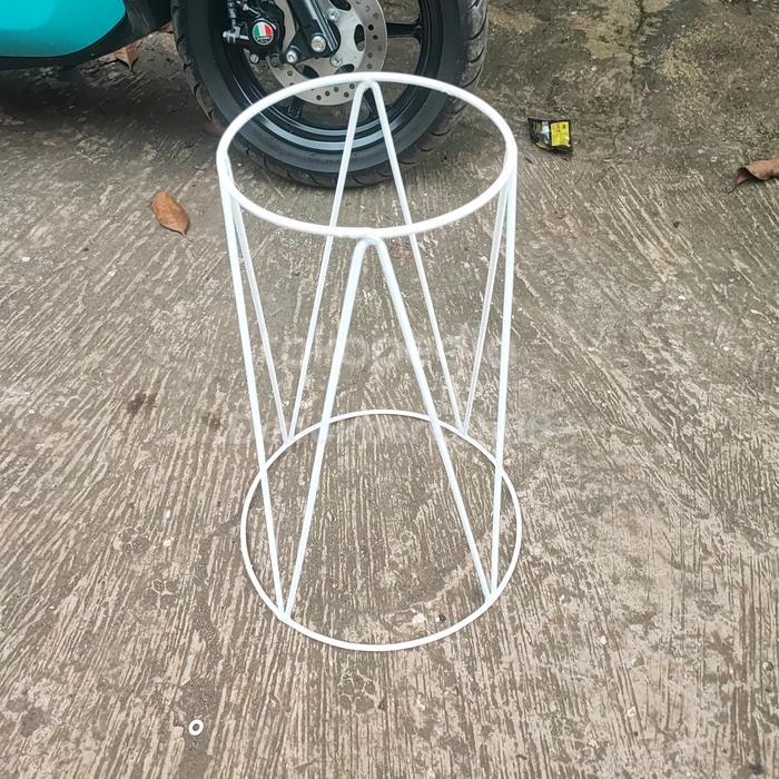Diameter 20Cm / Pot Standing Besi / Rak Bunga Besi / Informa Original