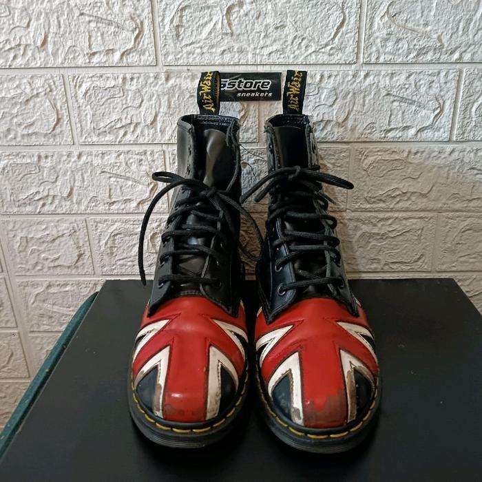 DR. MARTENS BOOTS UNION JACK ORINAL SECOND