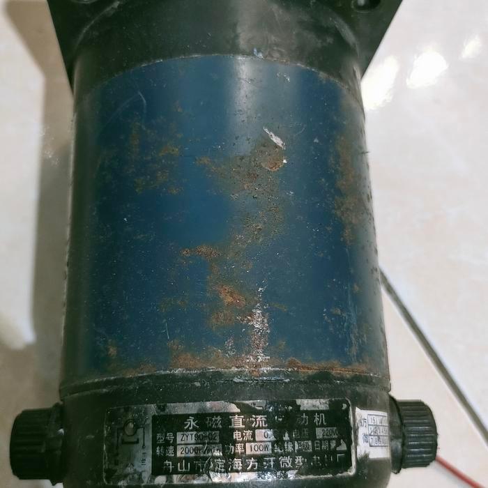 dinamo motor dc 2200V-50W-2000rpm