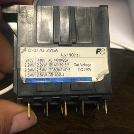 Kontaktor Ac Tipe Fc-Ot/G Fc-0T/G Z25A 1No 220V Dc Merk Fuji