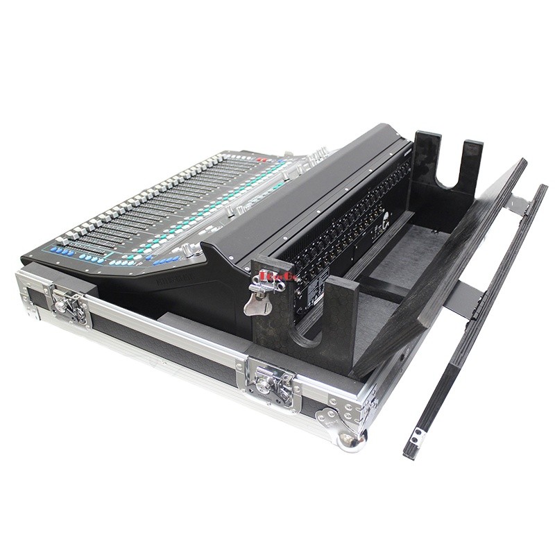 Flight Case for Allen & Heath SQ6 Console With Doghouse and Wheels