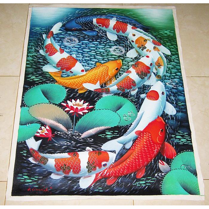 Lukisan Ikan Koi Berbentuk Angka 9 Yang Realistis Nuansa Biru