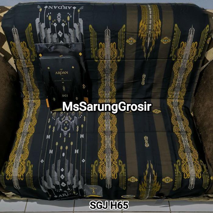 Sarung Ardan Sgj Gold Khusus Putih Dan Hitam Rayon Tebal