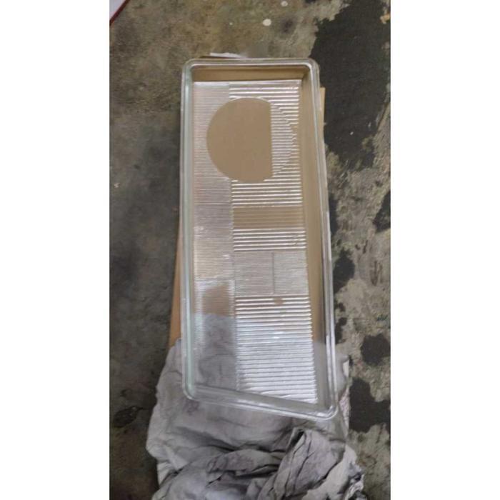 MIKA KACA LAMPU DEPAN FUSO MATA KUCING 6D22 6D24