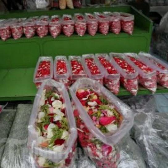j6p4- Bunga Tabur Makam / Kembang Pacar / Kembang Tabur / Kembang Ziarah Kubur 400Gram