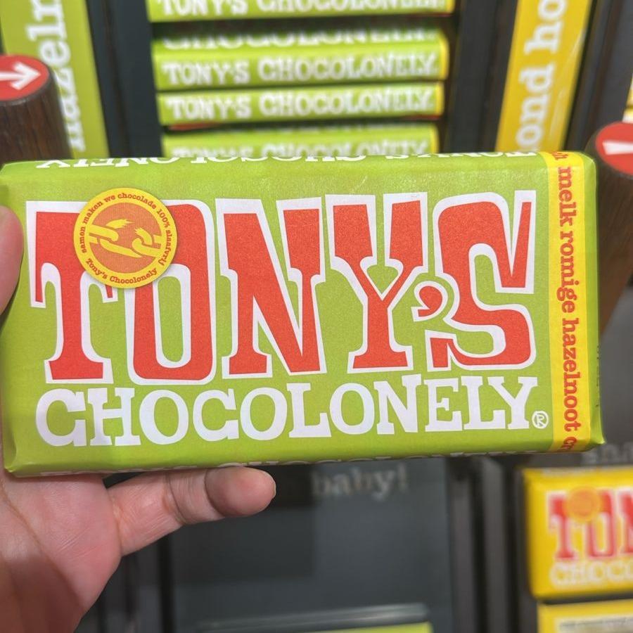TONY'S Milk Creamy Hazelnut Crunch 32%