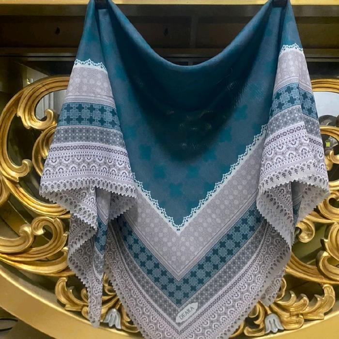 n6ck- Hijab Segi Empat Voal Motif Etnik Emeral Lis Putih Tulang