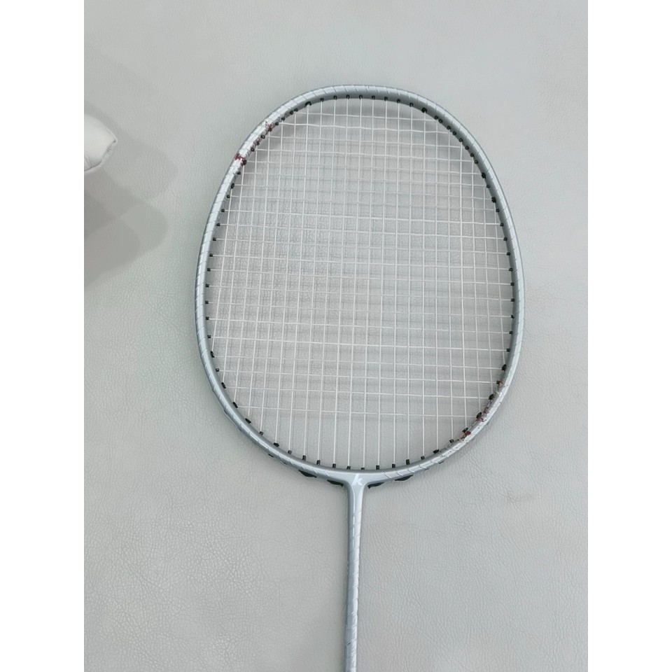 HIGH TENSION 30 LBS Full carbon fiber Kawasaki badminton racket super light strung
