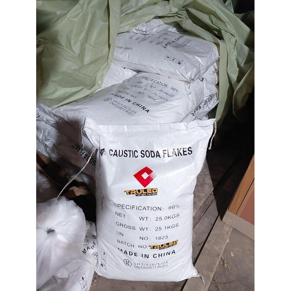 bkuf- Soda Api 1 Kg Full Import / Caustic Soda Flakes / Naoh 99% Murni Import 1 Kilo Full