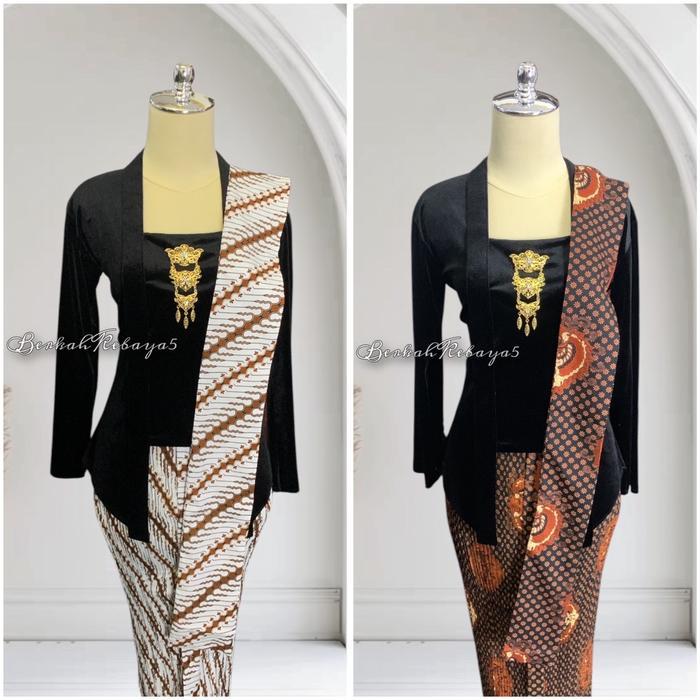 Setelan Kebaya Kutu Baru Bludru Warna Hitam / Kebaya + Selendang + Jarik Wiru Plisket