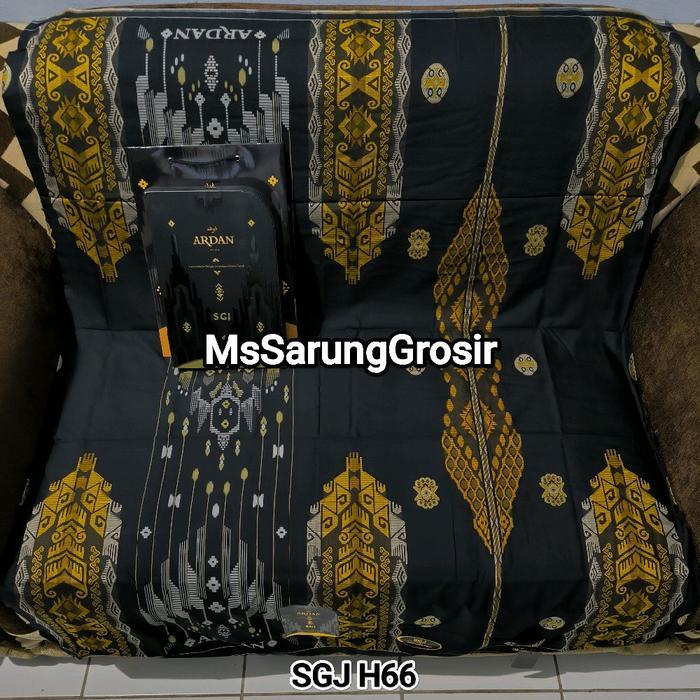 Sarung Ardan Sgj Gold Khusus Putih Dan Hitam Rayon Tebal