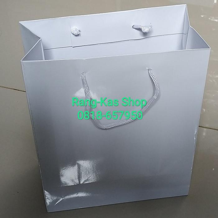 Paper Bag Putih Buku Karton Tebal