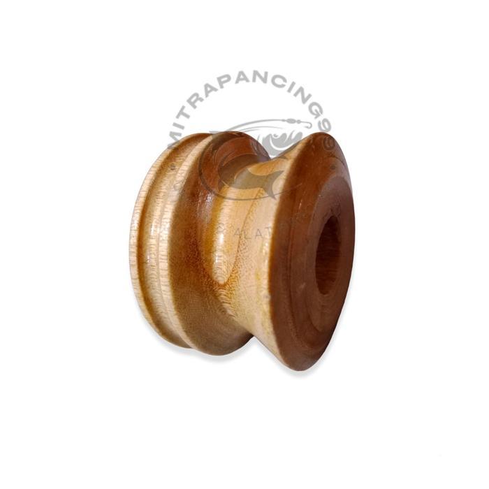 Gulungan Senar Pancing Bahan Kayu - Golongan Tali Pancing