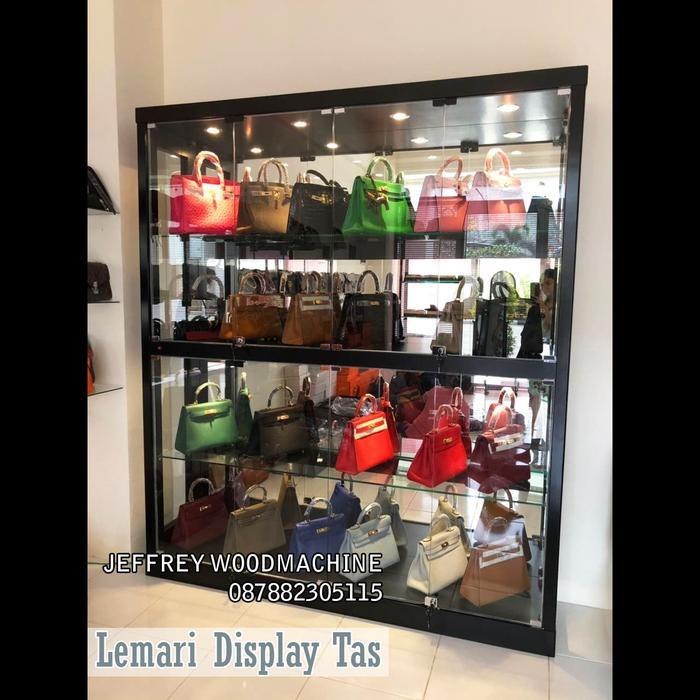 Lemari Tas Besar Kayu Kaca