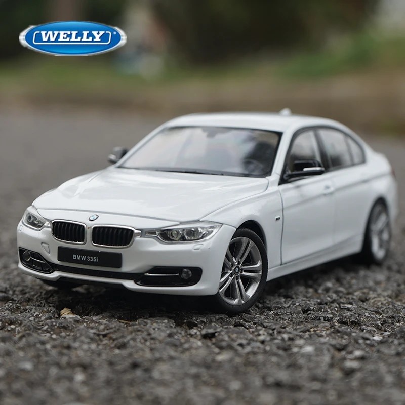 Welly 1:24 BMW 3 Series 335i Alloy Car Model Diecast Metal Toy Vehicles Car Model High Simulation