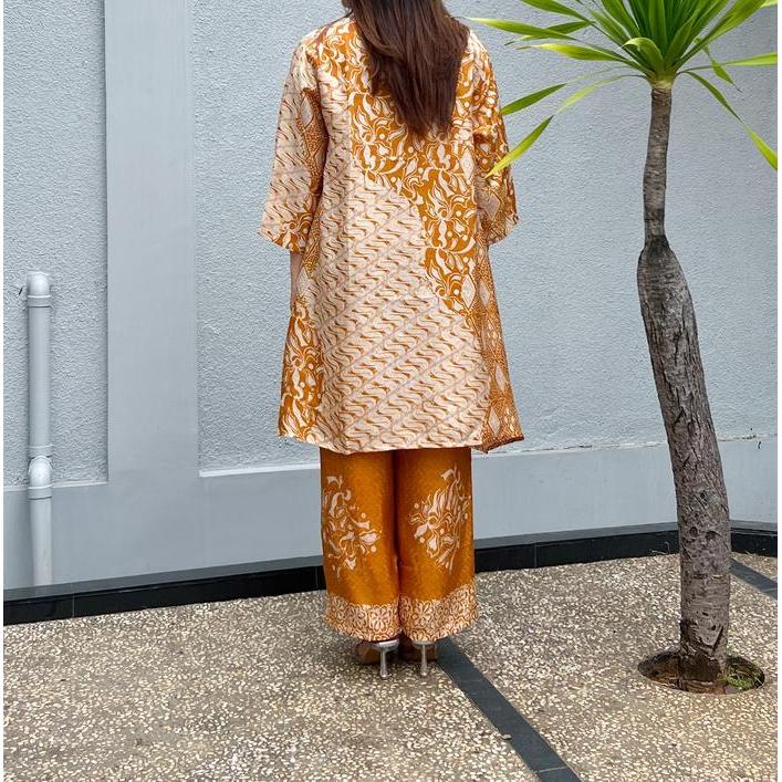 Lausboutique-Outer Set-Seri Muana-One Set Batik Wanita