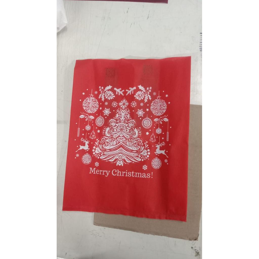 IS Tas Spunbond Kain Natal 25x35