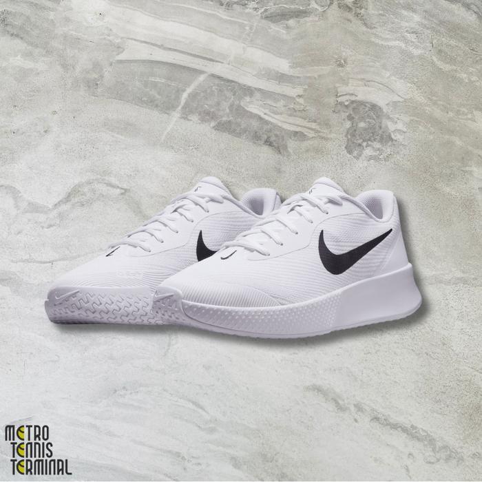 NIKE VAPOR LITE 3 HC WHITE BLACK (SEPATU TENIS NIKE)