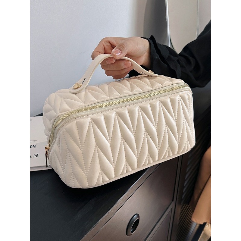 Tas Kosmetik Portable - Desain Bergaya Chanel - Waterproof, Tahan Lama - Bahan PU Kulit - Pola Belah