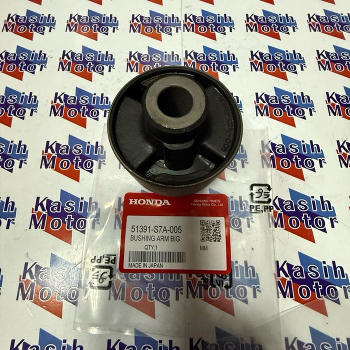 Bushing Arm Depan Besar Bushing Lower Arm Sayap Depan Besar Honda Stream 2002-2006 Japan