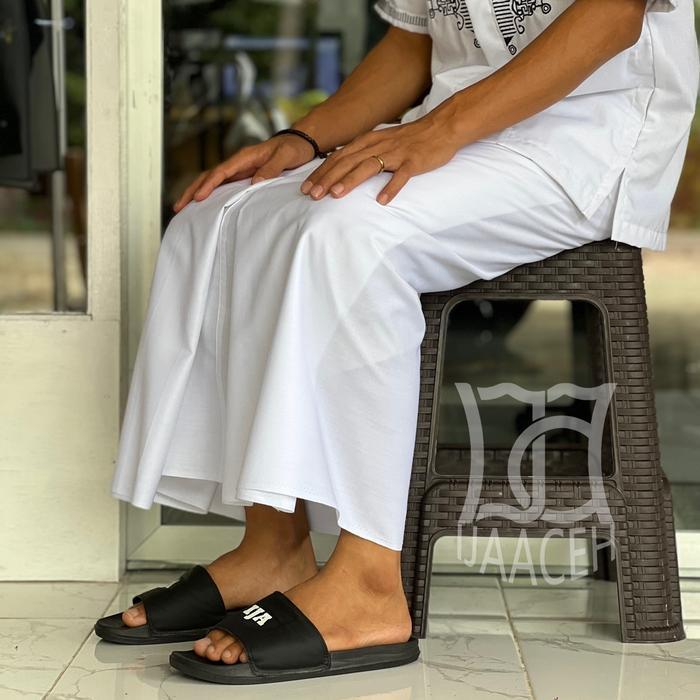 New- Sarung Polos Katun Premium IjaAceh - Warna Hitam Putih Abu Coklat Navy - Keren, Muslim, Lembut,