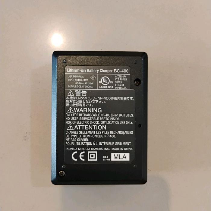 Minolta Bc-400 Lithium-Ion Battery Charger.For Dynax 5D, Dynax 7D, And Dimage A2 Ready