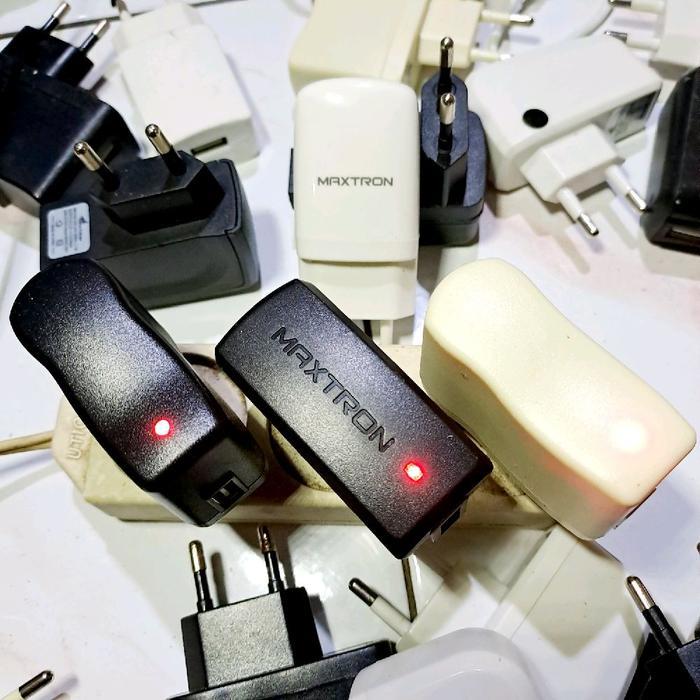 Kepala charger HP China jadul merk Maxtron